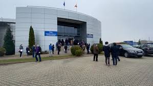 Pentru asta trebuie să răspundem la câteva întrebări. Serviciul De Inmatriculari Si Permise Auto Cluj S A Mutat Vezi Unde E Noul Sediu Video Dejeanul Ro Suntem Deja Acolo