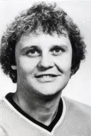 Player photos for the 1967-68 North Bay Trappers at hockeydb.com