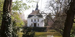 I love owls shop are the wisest choice you can make. Kolner Weisshaus Matratzen Konig Wird Schlossherr In Sulz Kolner Stadt Anzeiger