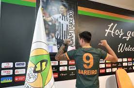 Bu pozisyondan kısa süre sonra sağ kanattan juanfran'ın ortasına hareketlenen adam barreiro müsait pozisyonda yaptığı. Aytemiz Alanyaspor Paraguayli Forvet Adam Bareiro Yla Sozlesme Imzaladi