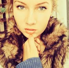 Maria-Elisa Dill (@dill_maria)