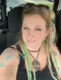 Introduction and photo sharing