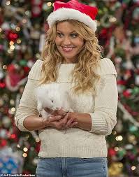 Candace cameron bure, jodie sweetin and andrea barber appeared on good morning america on wednesday to promote their new netflix series fuller house. Candace Cameron Bure Says The Olsen Twins Will Never Make A Cameo On Fuller House Daily Mail Online