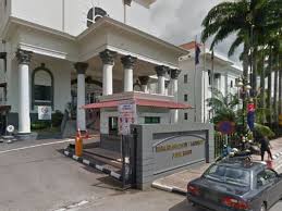 Masa tu ibu nak menunaikan haji so mungkin sebab tu lah dia cerita, mana lah tau takda rezeki nak jumpa. Tiga Lelaki Terlibat Daesh Dituduh Di Mahkamah