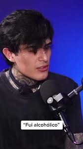 La historia de Adriel Favela con el 🥃