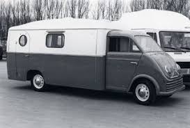 Le Camping Car Passe Partout Camping Car Insolite Special Retro Et Anciens Camping Car Monospace Camping