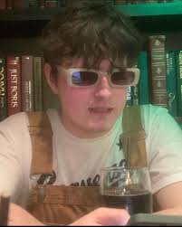 I may or may not have stolen Aidan's hat @outsidevoices.band 📸:  @katrina_.marie._ @vanessa.caba