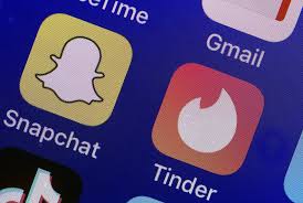 It is a combination of social networking, instant messaging, and a camera that makes snapchat such an amazing application. Snapchat Down Users Get Snappy As App Suffers Outage For Fourth Time In Less Than One Week