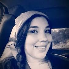 Eileen Salinas's Instagram, Twitter & Facebook