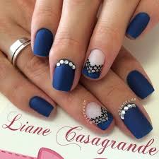 Uñas de moda para manos y pies. Las Mejores 12 Ideas De Unas Color Azul Marino Manicura De Unas Unas Color Azul Unas Decoradas