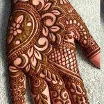 Hennafeaturestudio On Instagram Elegant Floral Henna Strip By Mehndi Henna Designs Floral Henna Designs Hand Henna