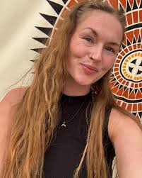 𝒜𝓂𝒶𝓃𝒹𝒶 𝒶𝓋 𝒮𝓀𝒶𝓇ð𝒾 ☽ (@amandaavskardi) • Instagram photos and  videos