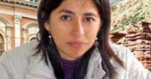 Biografia y Noticias de Claudia Silvina Vargas ||| TresLineas.com.ar