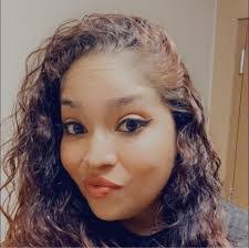 Selina Haywood's Instagram, Twitter & Facebook