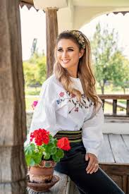 Meet anamaria prodan, a former playboy model who has been called the world's hottest football agent. Drama Prin Care A Trecut Anamaria Prodan A Fost ConfundatÄƒ Cu O ProstituatÄƒ Vedeta A DezvÄƒluit Totul Voxbiz