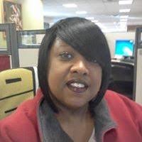 Lisa McMillin (mackimillian)