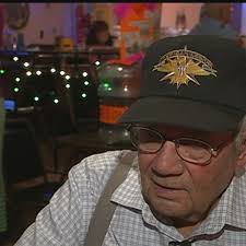 After travel vouchers fall through, donor pays for 93-year-old veteran's  trip to D.C.