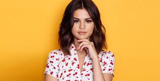 Selena gomez is still very much single and not rushing into anything, et's source said, adding that gomez has a specific idea of the kind of guy she wants to the qualities that stand out to her in terms of a potential boyfriend are confident, supportive, smart, funny, trustworthy, and reliable, the outlet's. Selena Gomez Net Worth 2021 Age Height Weight Boyfriend Dating Bio Wiki Wealthy Persons