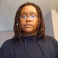 Ashley Diggs's Instagram, Twitter & Facebook