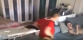 Belki de ali taşkın'ın bi bestesi. Sinem Gedik Ile Intizar Kinci Videosu Ifsa Oldu