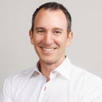 Anna Lacourt's Instagram, Twitter & Facebook