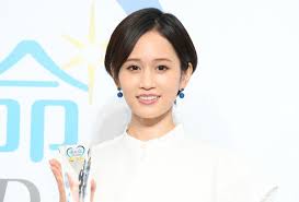 Apr 19, 2021 · 大島は、いわゆるアラサー世代に入ってから女優として開花したように思われる。 2019年に放送されたnhk連続テレビ小説『スカーレット』で、「女優・大島優子」の力量に気づかされた視聴者も多かったはずだ。 Pmwu5rcm4rj Nm