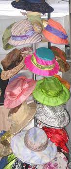 Haberdasher Vs Milliner What S The Difference Ask Difference