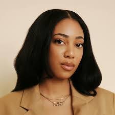 Mia Coleman's Instagram, Twitter & Facebook