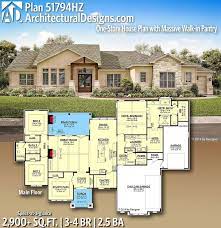 Plan 51794hz Tuscan Style One Story House Plan With Massive Walk In Pantry Architectural Design House Plans New House Plans Craftsman House Plans
