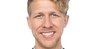 David Ringer's Instagram, Twitter & Facebook