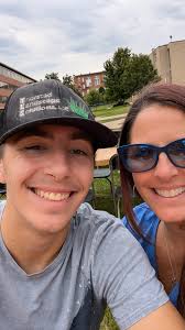 Does it get easier to stop crying after dropping off?