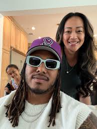 Type 🩵 if you know Jesus loves you. Happy Easter from some of the crew.  Love y'all. #love #happy #jesus