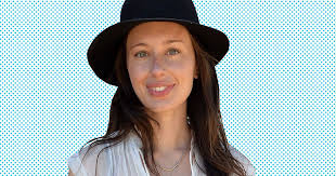 True Detective's Lera Lynn Wants You to Know That She Is Nothing Like the  Sad Singer She Plays