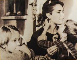 «nu fac parte din filmul în care joacă mircea dinescu». Exclusiv Cum ArÄƒta In TinereÈ›e MaÈ™a SoÈ›ia Lui Mircea Dinescu Romanesti Vedete Unica Ro