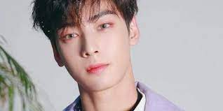 Genap Berusia 23 Tahun Intip Pesona Cha Eun Woo Halaman All Kompas Com