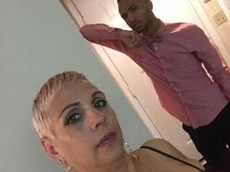 Una madre salvó la vida de su hijo interponiéndose en Orlando