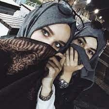 Pin By Nazly On Best Frends In 2020 Beautiful Hijab Stylish Hijab Hijabi Girl