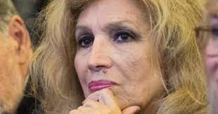 Ho un tratto in comune con iva zanicchi e non è la canzone testarda io che comunque canticchio e fischietto piadinando (cioè magnando la piadinina mia). Sanremo 2021 Iva Zanicchi A Fqmagazine Ecco Perche Ho Detto No Al Festival Il Fatto Quotidiano
