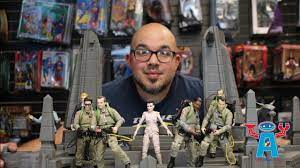 We're getting the team back together! Diamond Select Ghostbusters Series 1 4 Review And Giveaway Youtube
