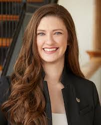 Julie Bickley's Instagram, Twitter & Facebook