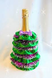 мастер класс по украшению бутылки шампанского на новый год Oformlenie Shampanskogo Na Novyj God Novyj God Butylki Shampanskogo Ukrashenie Butylok