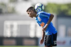 Pedrinho mal começou a se consolidar no elenco corinthiano e já pode sair para o futebol europeu. Retorno De Pedrinho Traz Alivio Ao Corinthians Entenda Por Que Gazeta Esportiva