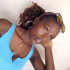 Naomi Nash's Instagram, Twitter & Facebook