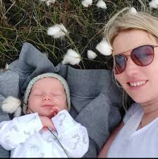 I finally made the call. Goodbye Frank the ferret. Thanks for everything 🥰  I've been quite surprised by how upset Abigail has been when we've been  talking about having Frank put down,