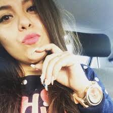 Pilar Guzmán (pilaricaguz)