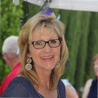 Donna Wyman's Instagram, Twitter & Facebook