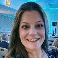 Jennifer Degraw's Instagram, Twitter & Facebook