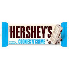 Cookies and cream ice cream with cookie crumbs, surrounded by chocolate cookie crunch. Hershey S Cookies N Creme 40g Tesco Groceries