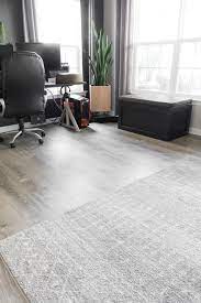Is Lifeproof Vinyl Flooring Good Here S My Unbiased Review Lifeproof Vinyl Flooring Vinyl Flooring Grey Vinyl Flooring