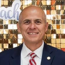 Ian Bauman's Instagram, Twitter & Facebook